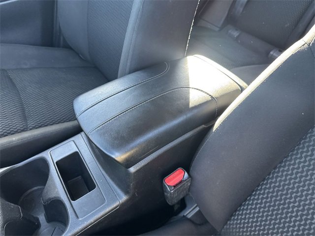 Used 2021 Nissan Rogue Sport S image 22