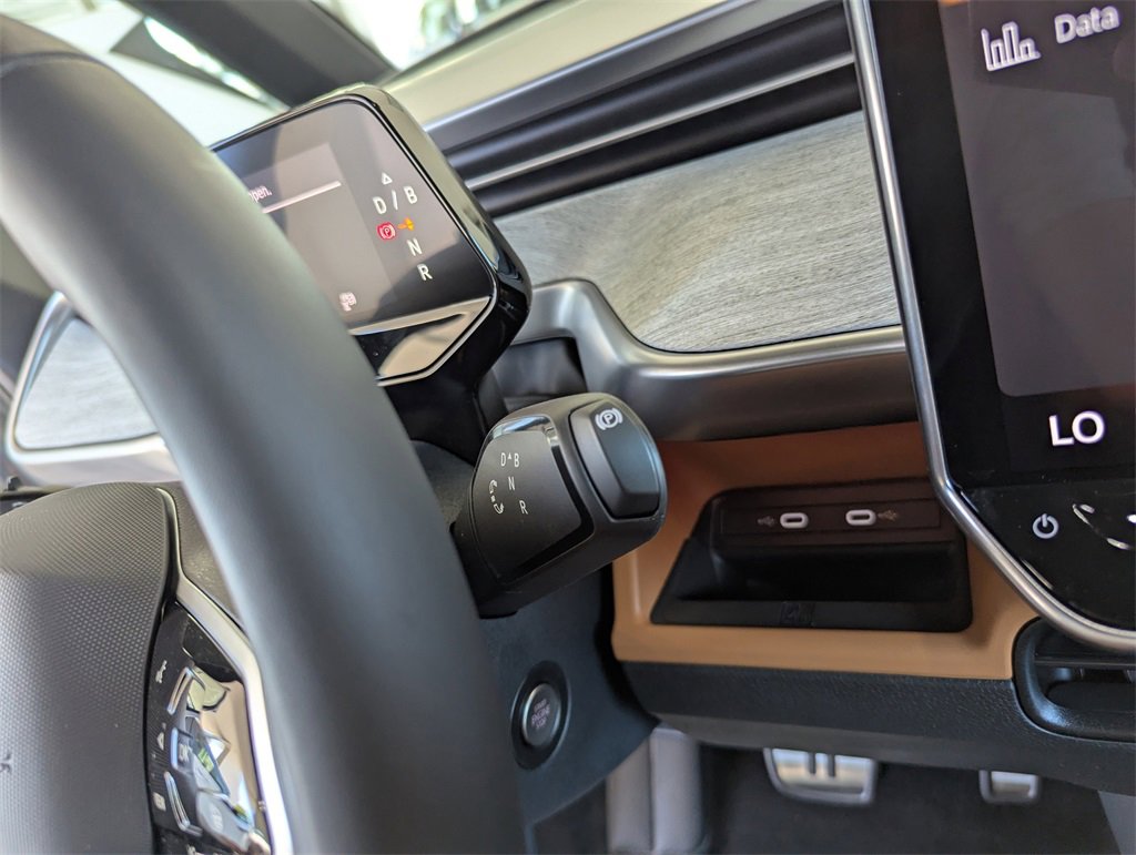 New 2025 Volkswagen ID. Buzz Pro S Plus image 23