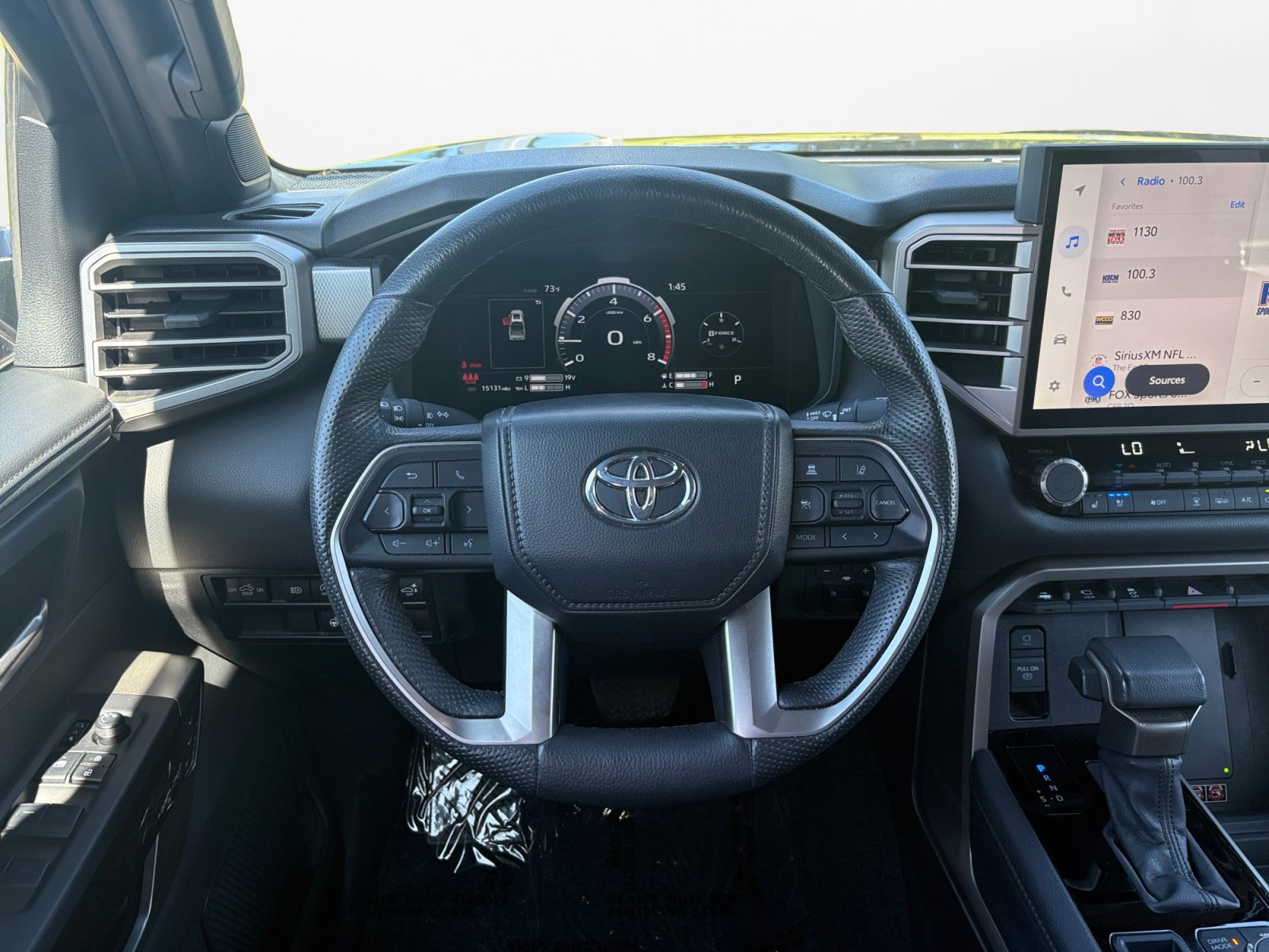 Used 2025 Toyota Tundra Limited AWD/4WD image 17