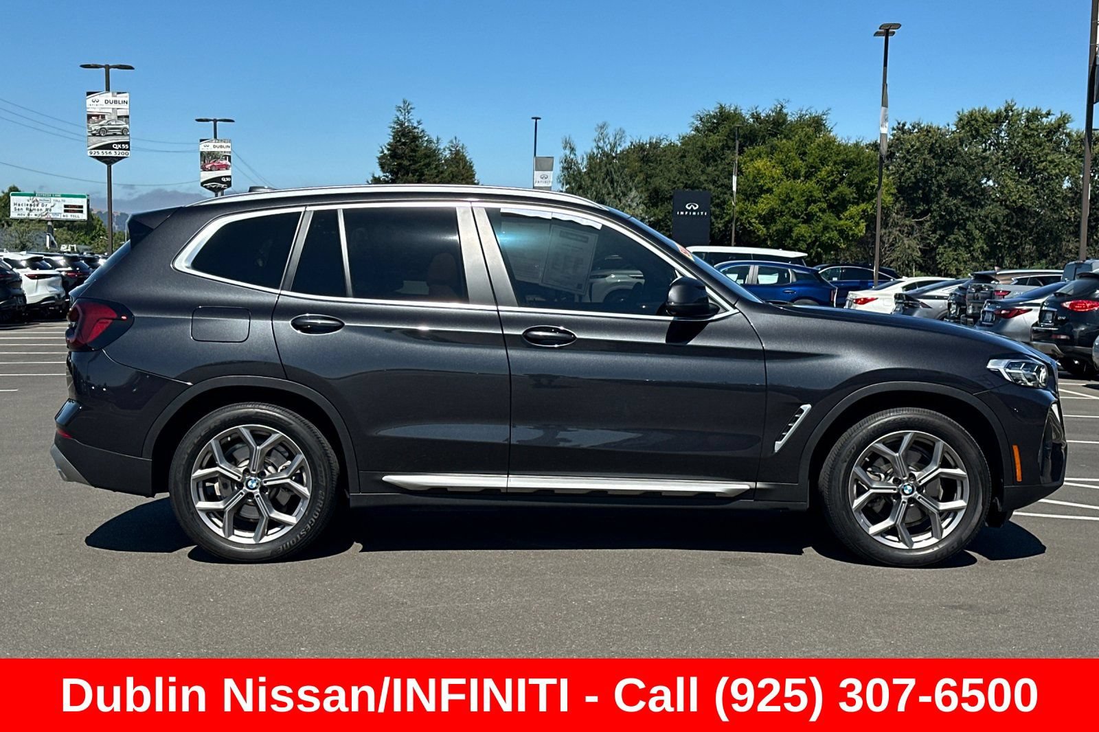 Used 2022 BMW X3 xDrive30i AWD/4WD image 3