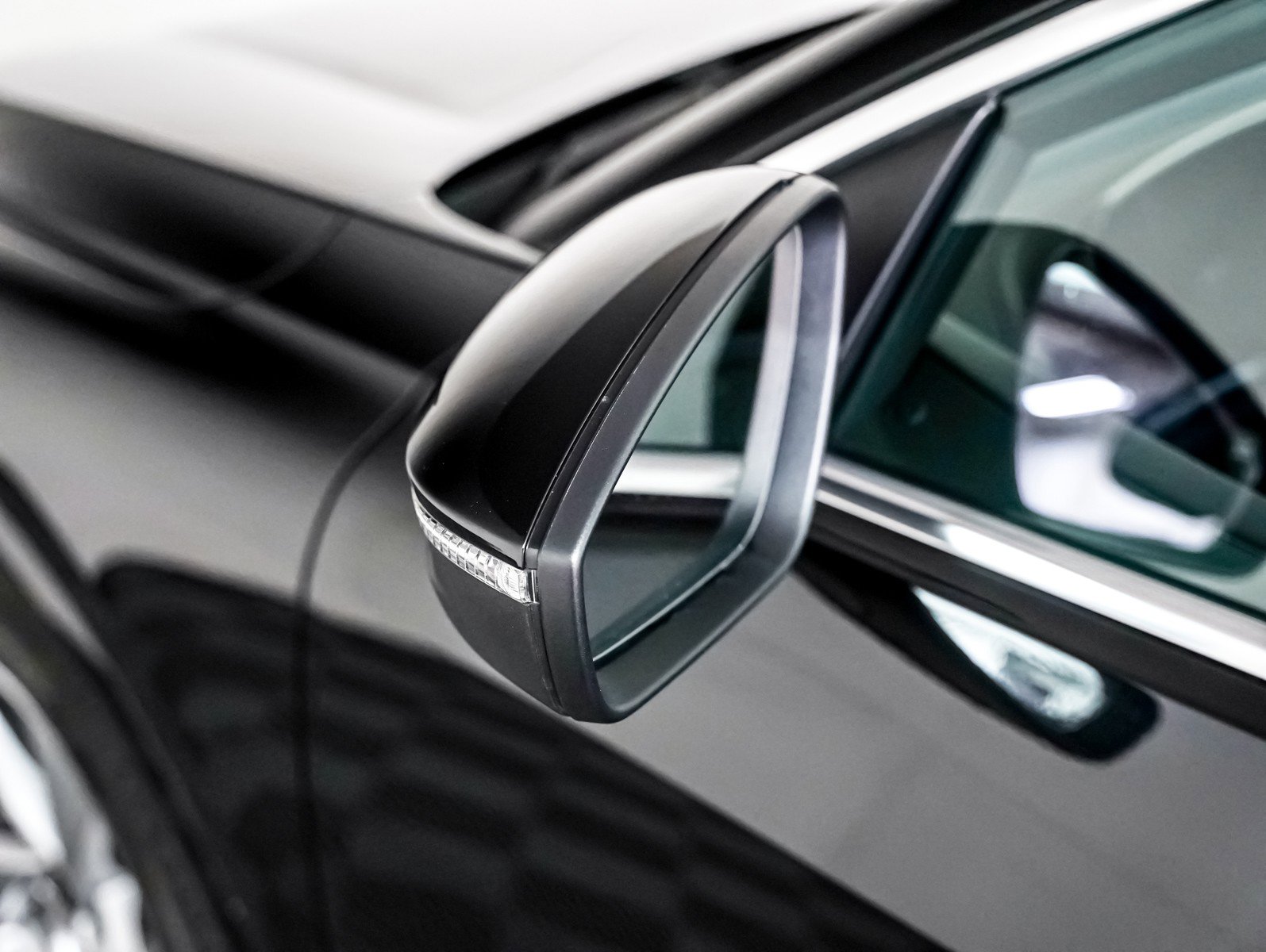 Certified 2025 Audi Q5 Premium Plus w/ Premium Plus image 25