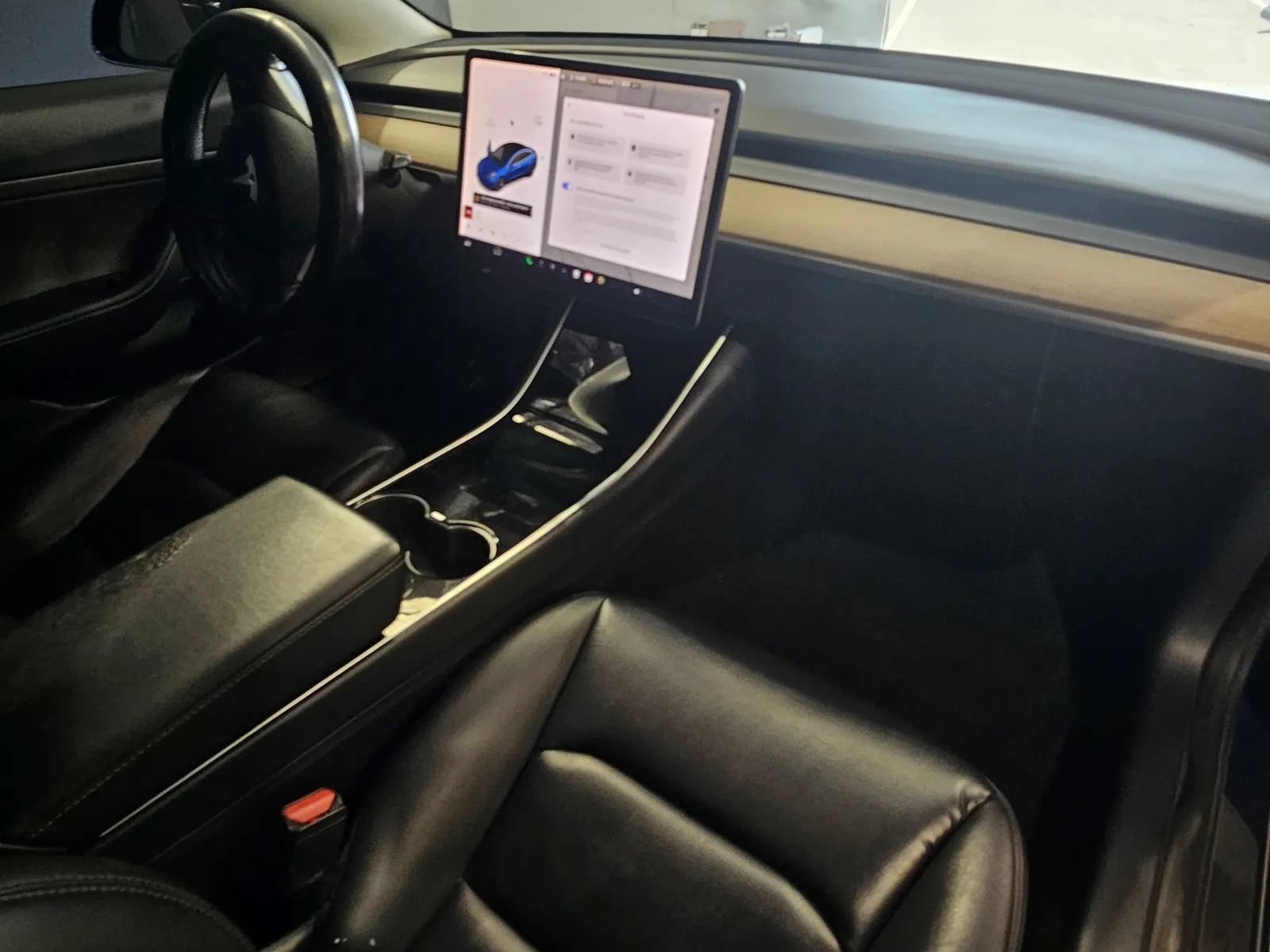 Used 2020 Tesla Model 3 Standard Range Plus image 5