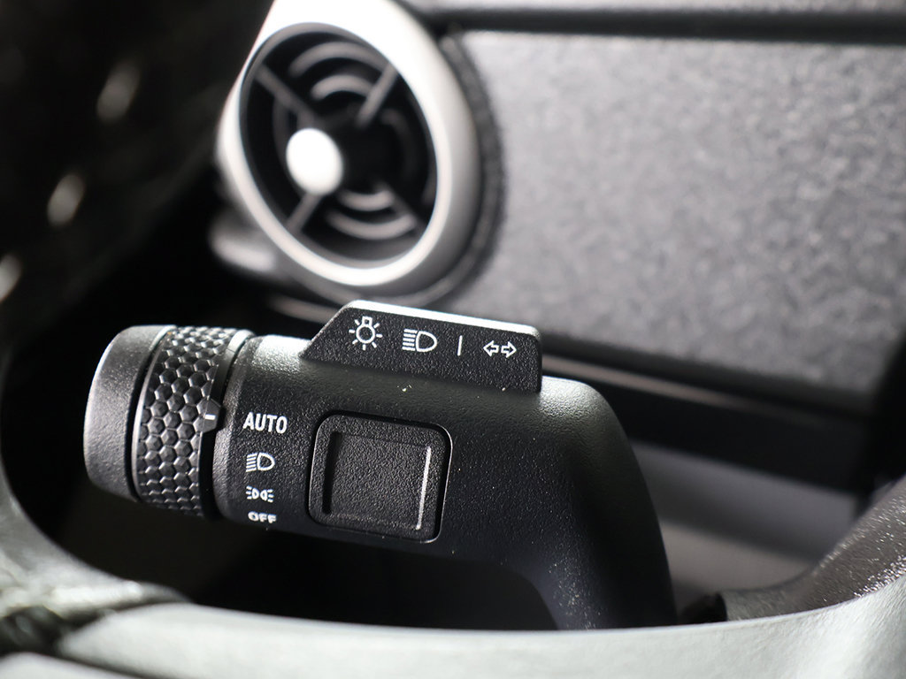 Used 2024 INEOS Grenadier Station Wagon AWD/4WD image 40