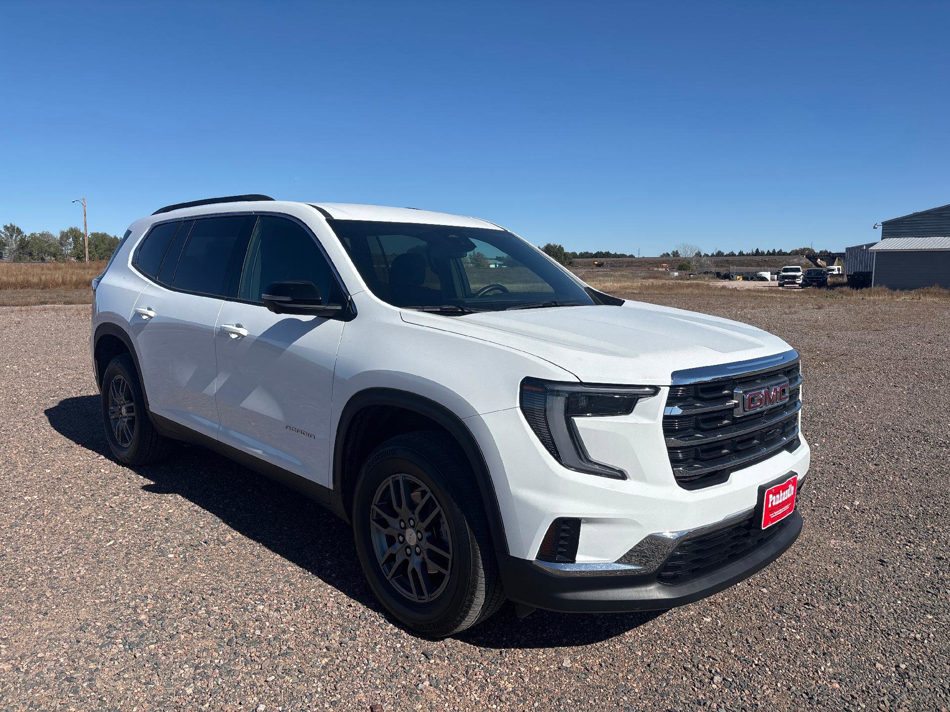 Used 2025 GMC Acadia Elevation image 13