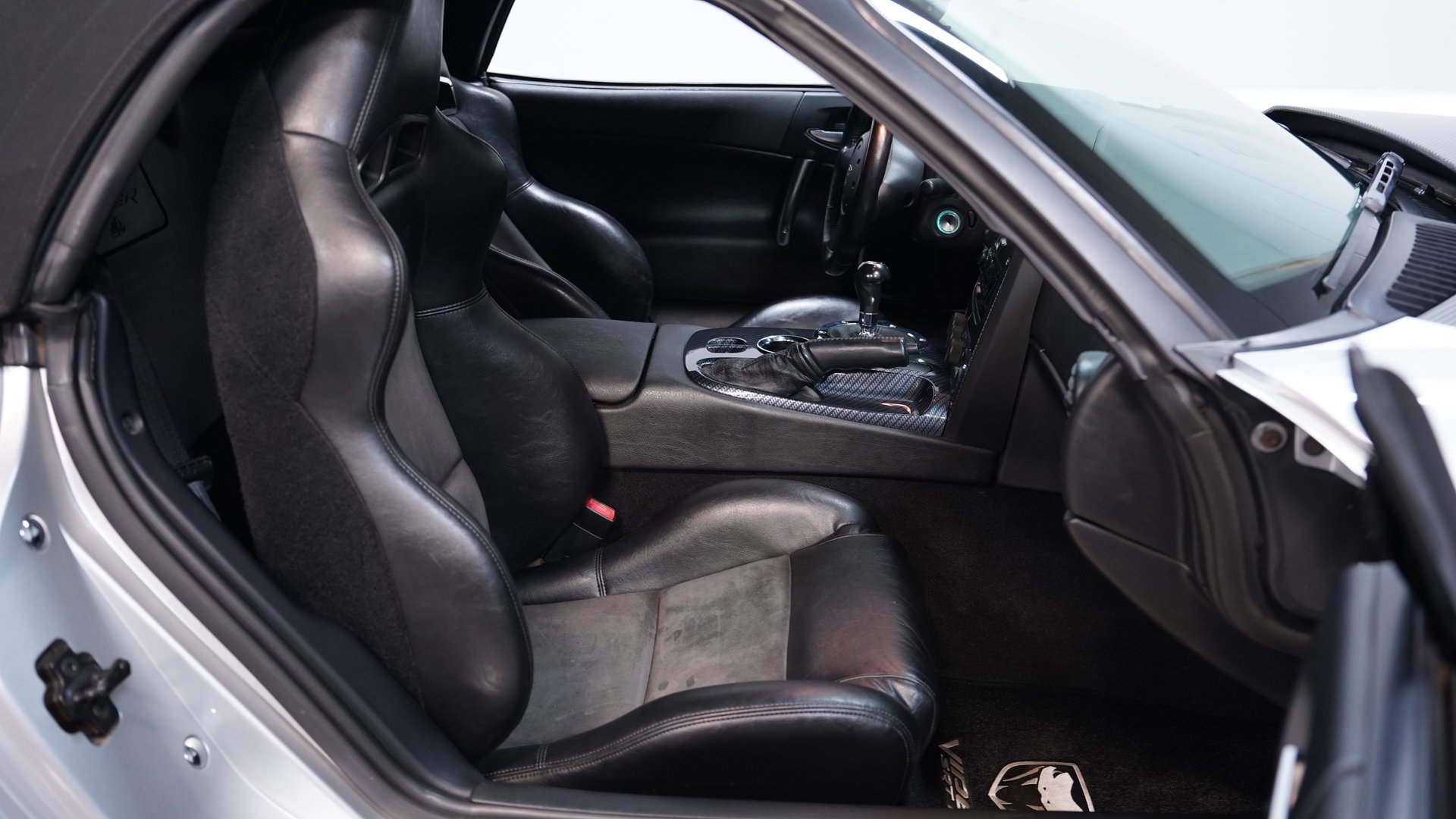 Used 2005 Dodge Viper SRT-10 image 40