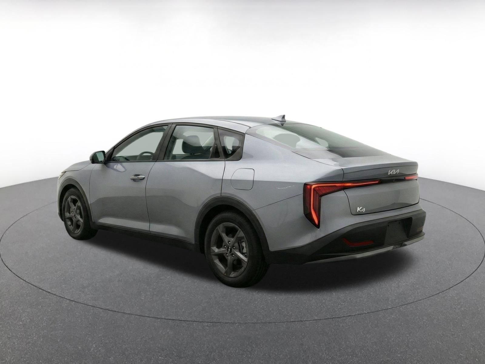 Used 2025 Kia K4 FWD image 6