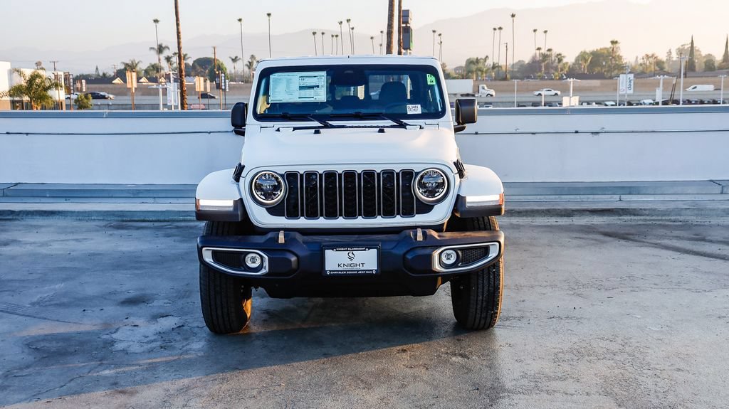 New 2026 Jeep Gladiator Sport AWD/4WD image 3