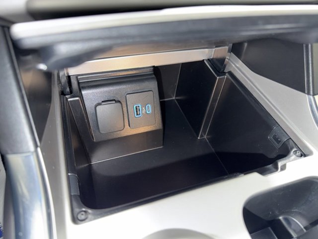 Used 2023 Ford Explorer XLT w/ Equipment Group 202A image 23