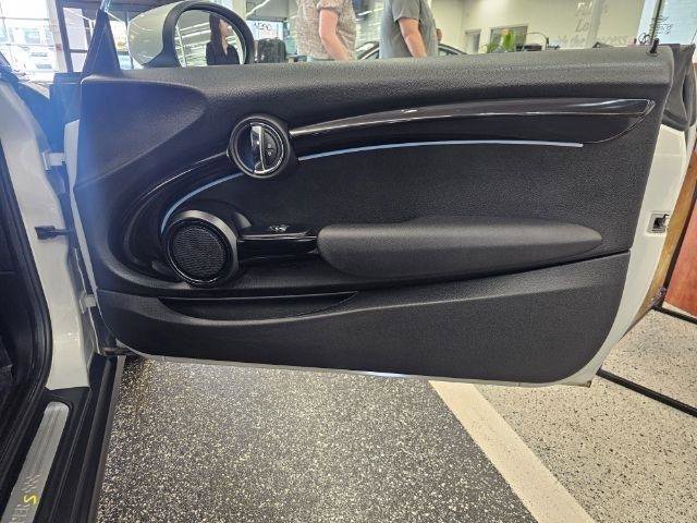 Used 2022 MINI Cooper SE image 23