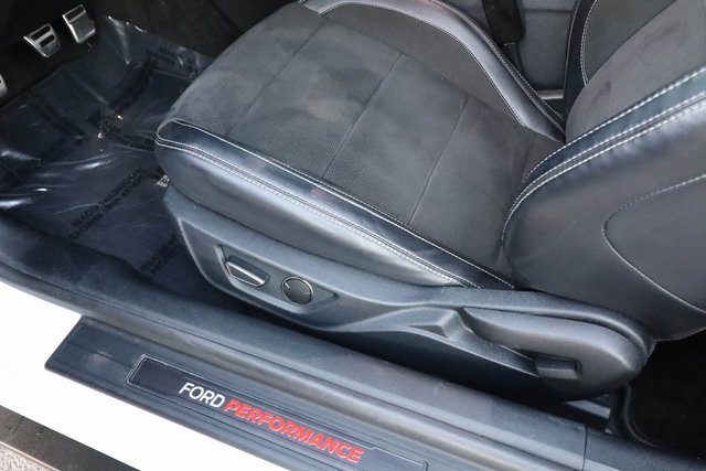 Used 2018 Ford Mustang Shelby GT350 w/ Convenience Package image 25