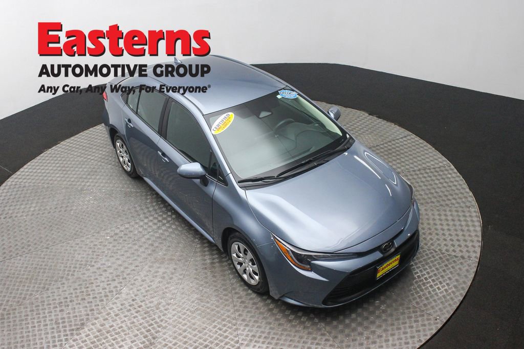 Used 2024 Toyota Corolla LE image 3