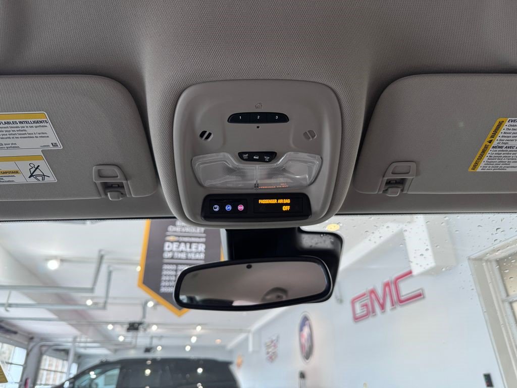 Certified 2025 Buick Encore GX Avenir w/ Avenir Convenience Package image 23