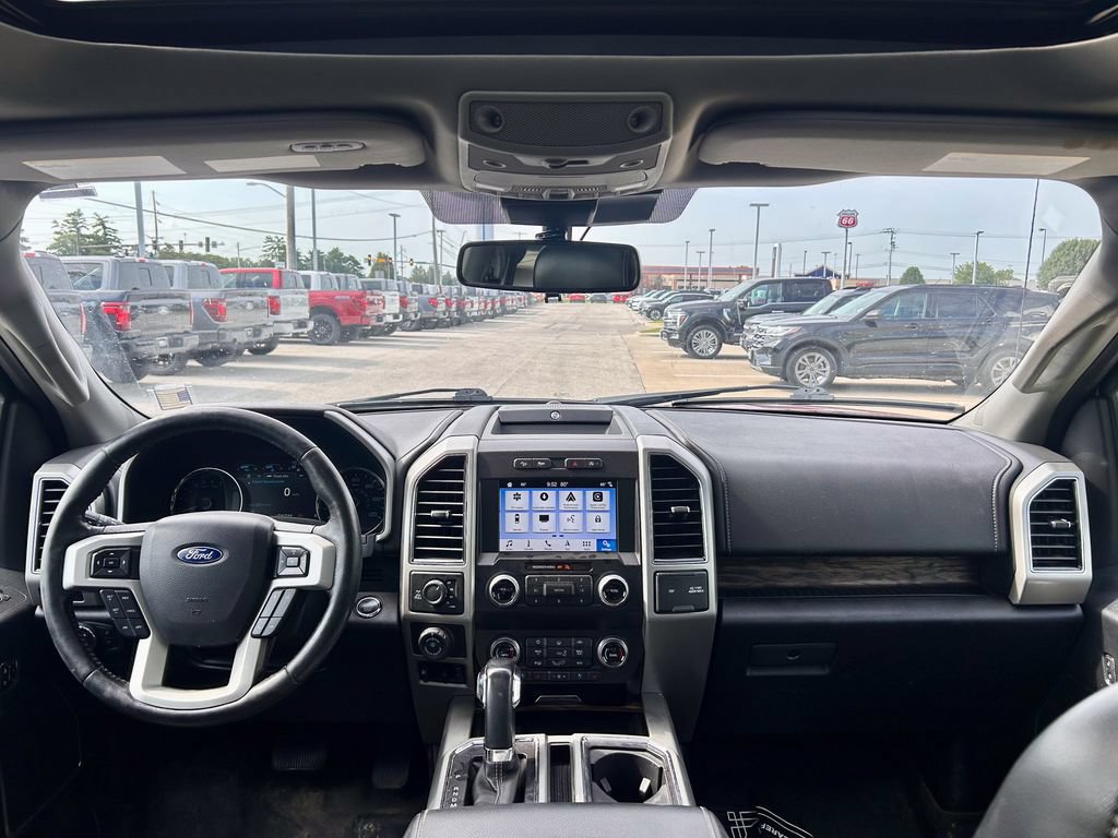 Used 2019 Ford F150 Lariat w/ Equipment Group 502A Luxury AWD/4WD image 31