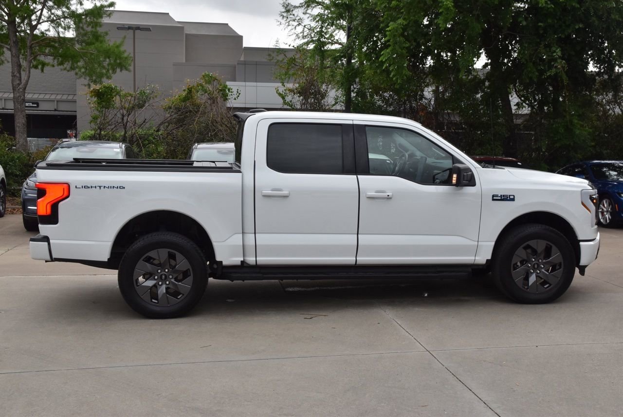 Certified 2024 Ford F150 Lightning Flash w/ Max Trailer Tow Package image 6