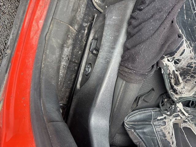 Used 2020 Jeep Renegade Altitude w/ UConnect 8.4 Nav Group FWD image 12