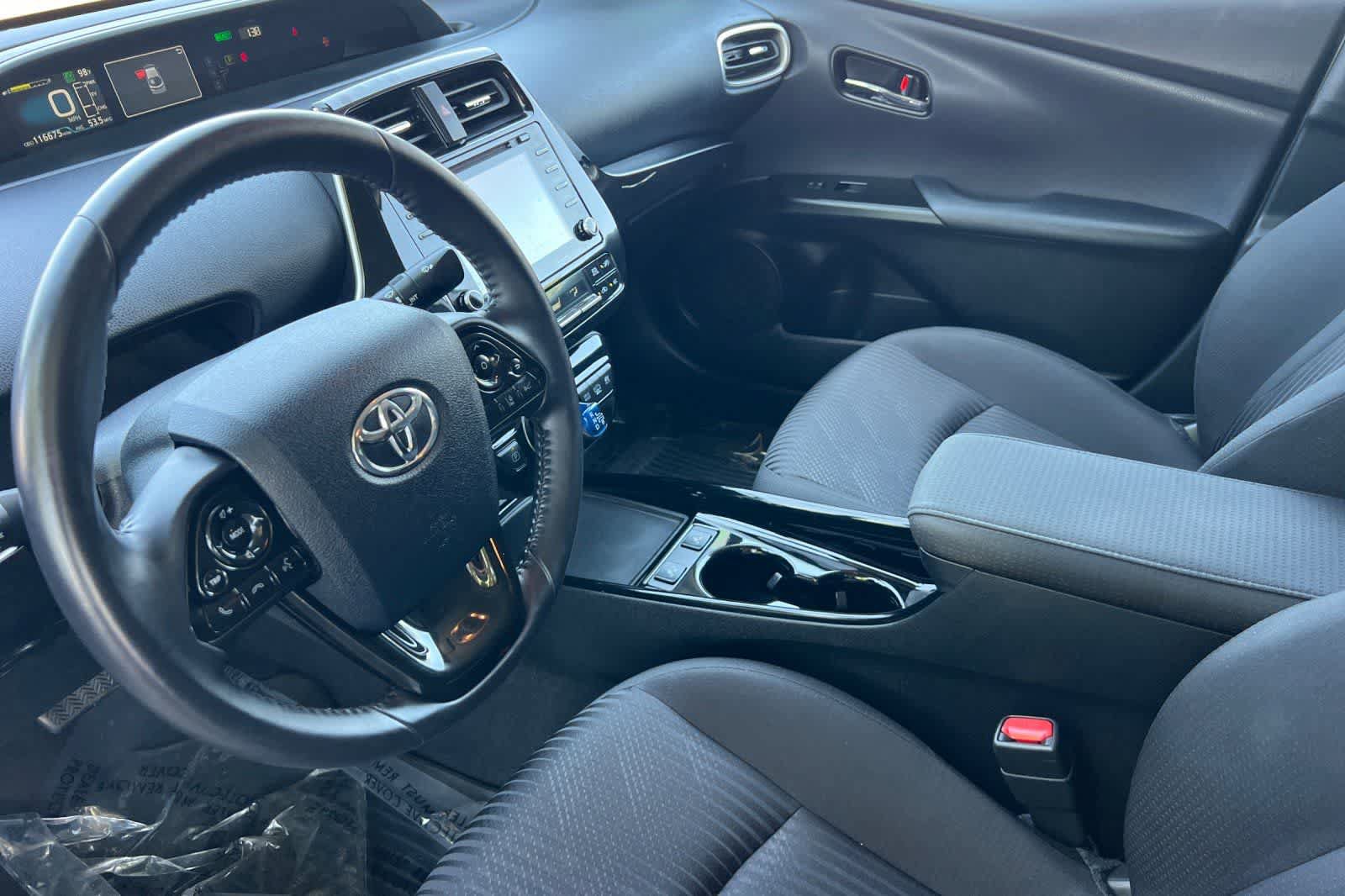 Used 2022 Toyota Prius Prime LE FWD image 12