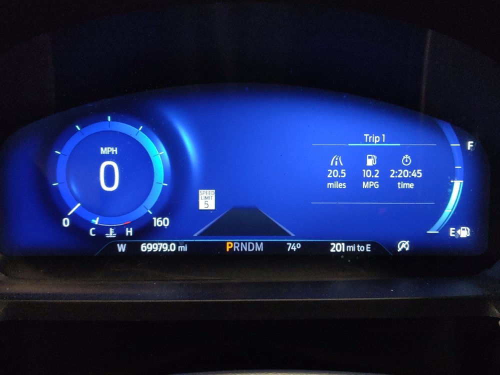 Used 2020 Ford Explorer Platinum w/ Premium Technology Package image 23