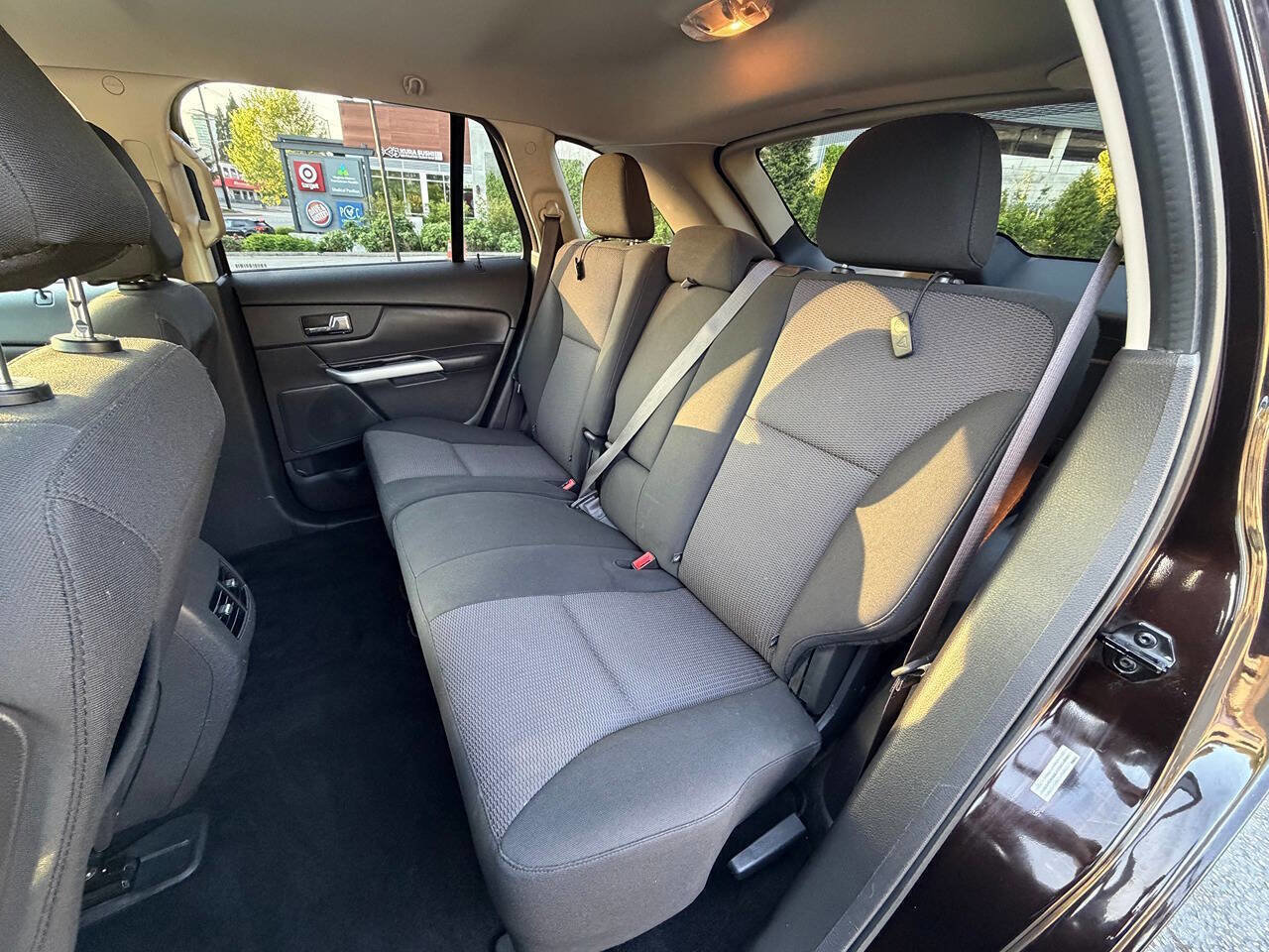 Used 2014 Ford Edge SEL w/ Driver Entry Package AWD/4WD image 36