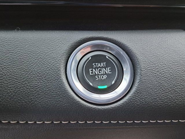 Used 2023 Cadillac Escalade Premium Luxury w/ LPO, Radiant Package AWD/4WD image 12