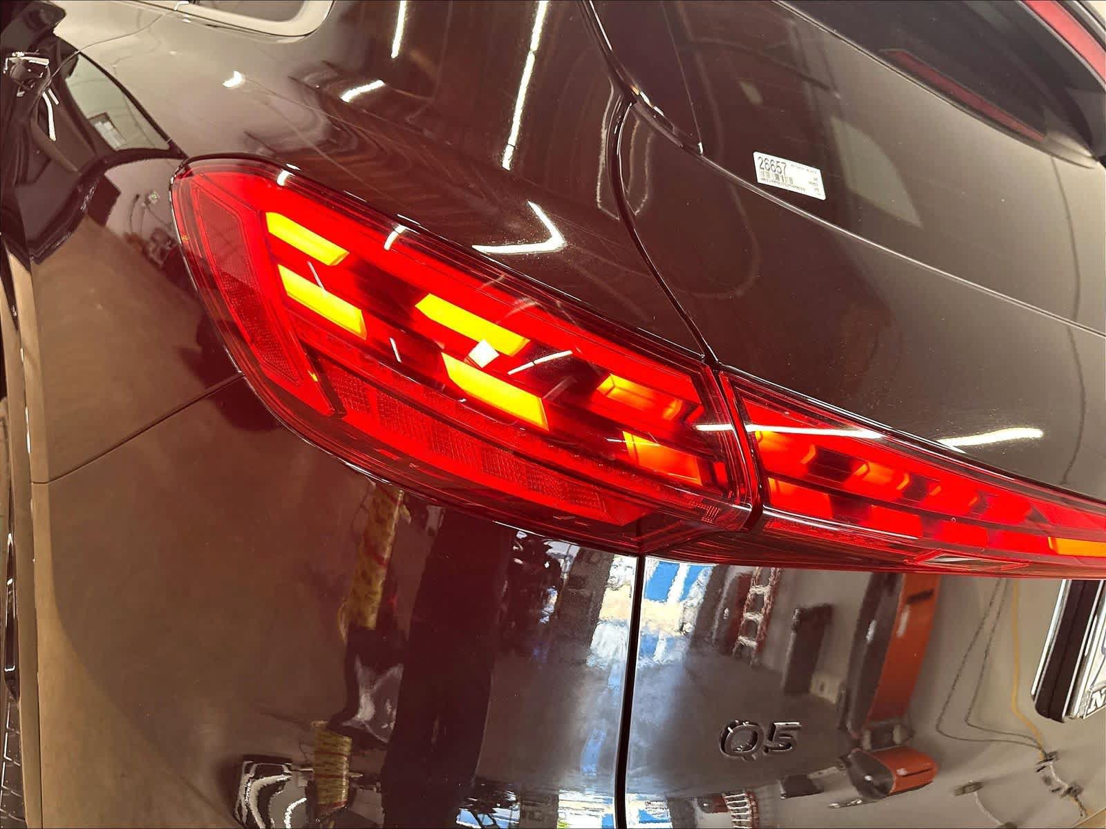 Certified 2025 Audi Q5 Premium AWD/4WD image 30