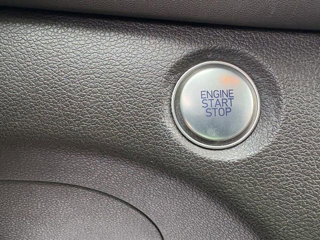 Used 2019 Hyundai Santa Fe SEL image 12