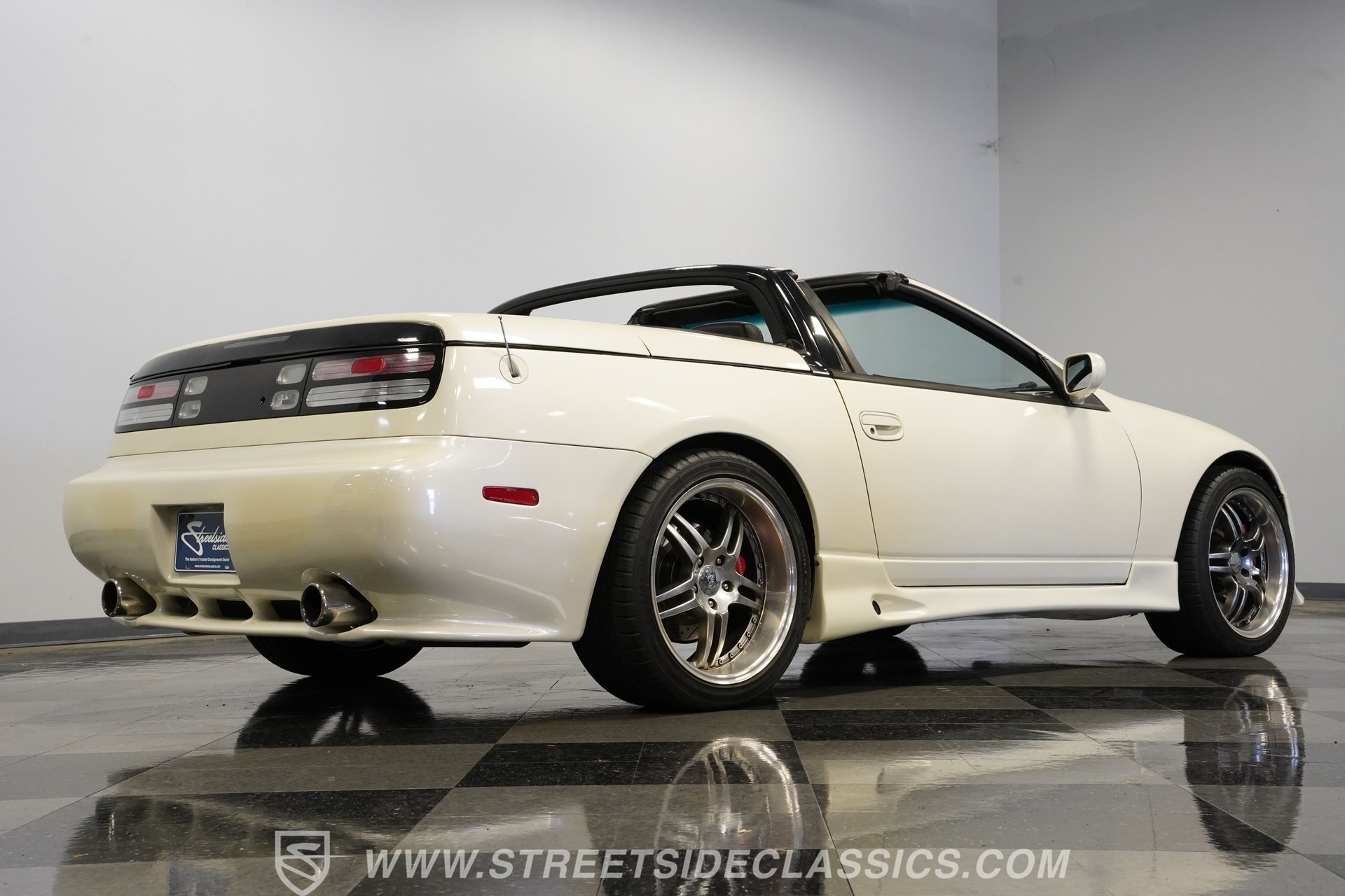 Used 1993 Nissan 300ZX Convertible RWD image 28
