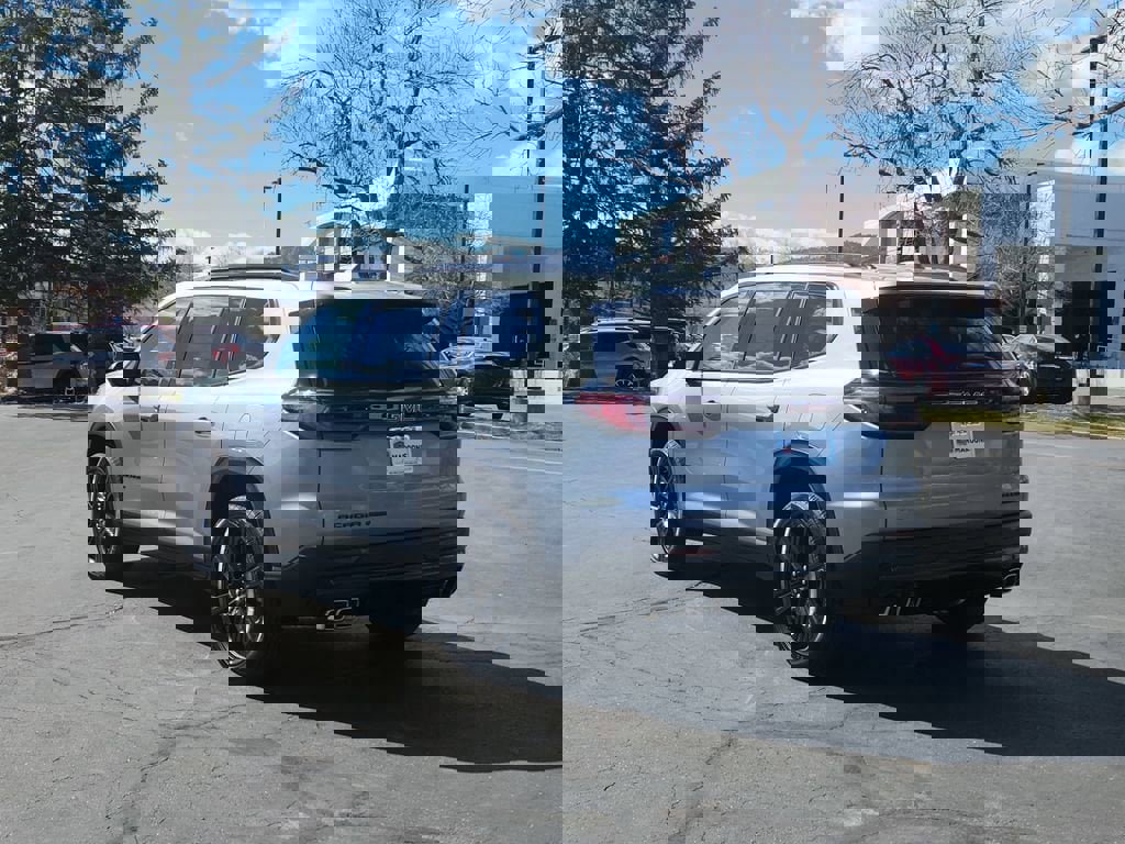 New 2025 GMC Acadia Elevation w/ Black Edition image 4