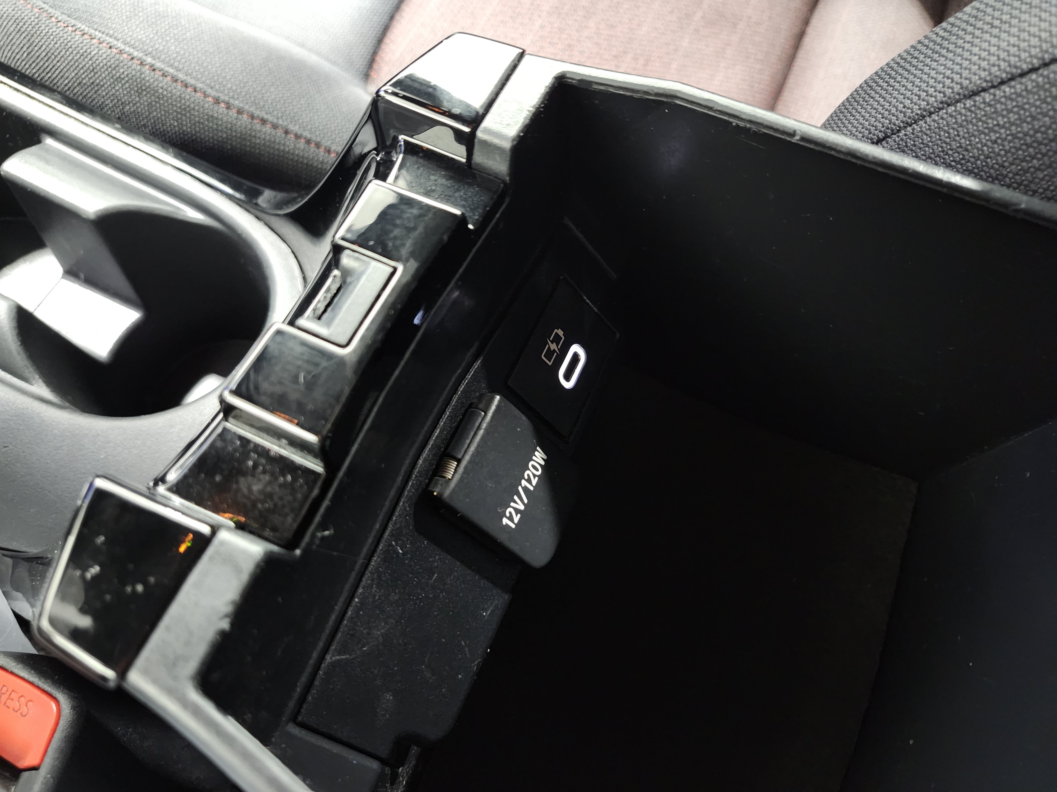 Used 2023 Toyota Corolla SE FWD image 9