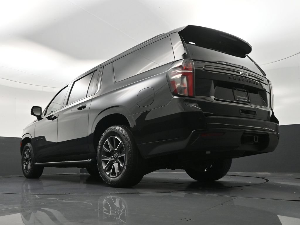 Used 2023 Chevrolet Suburban Z71 w/ Luxury Package AWD/4WD image 30