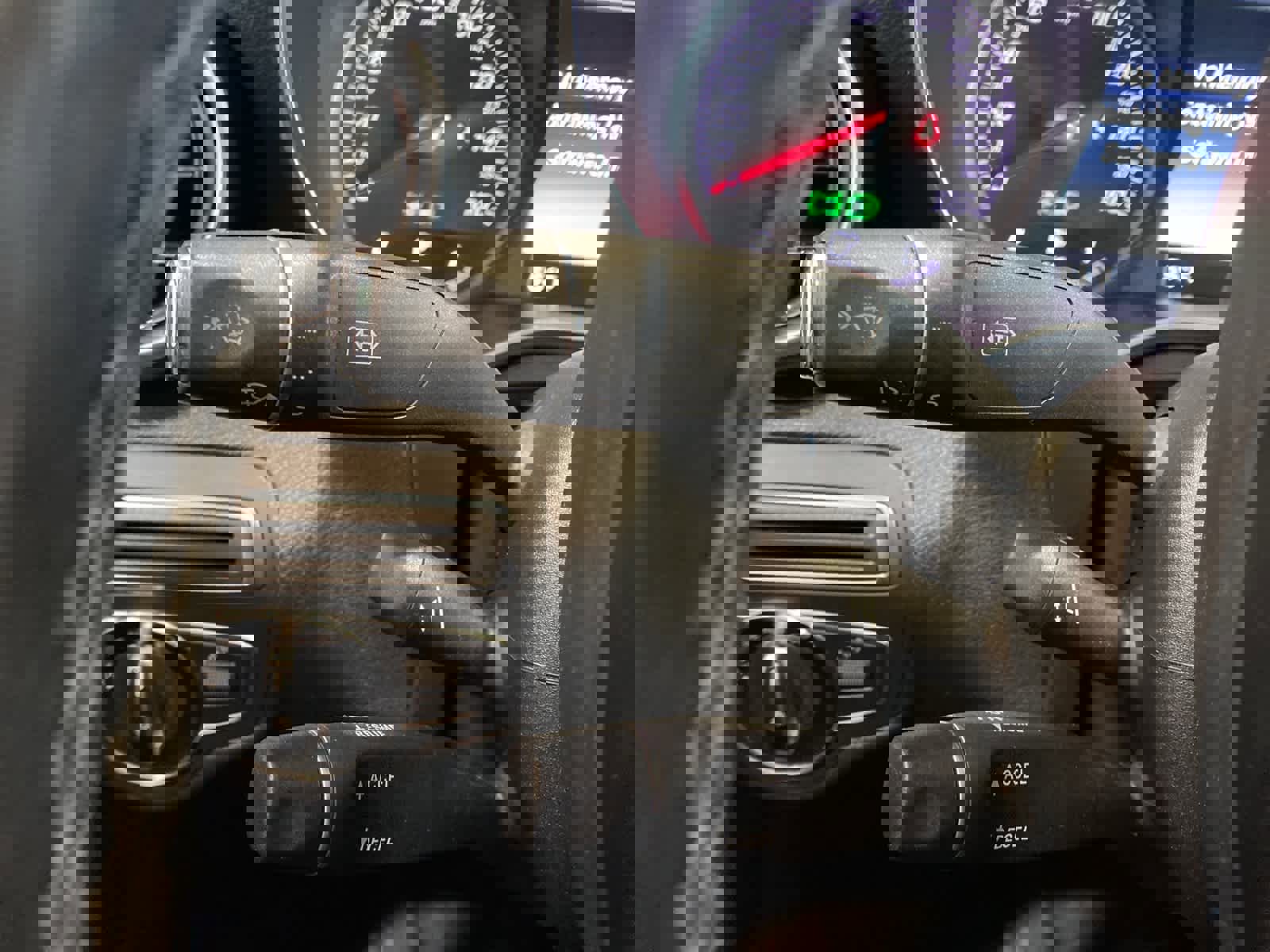 Used 2015 Mercedes-Benz C 300 4MATIC Sedan image 23