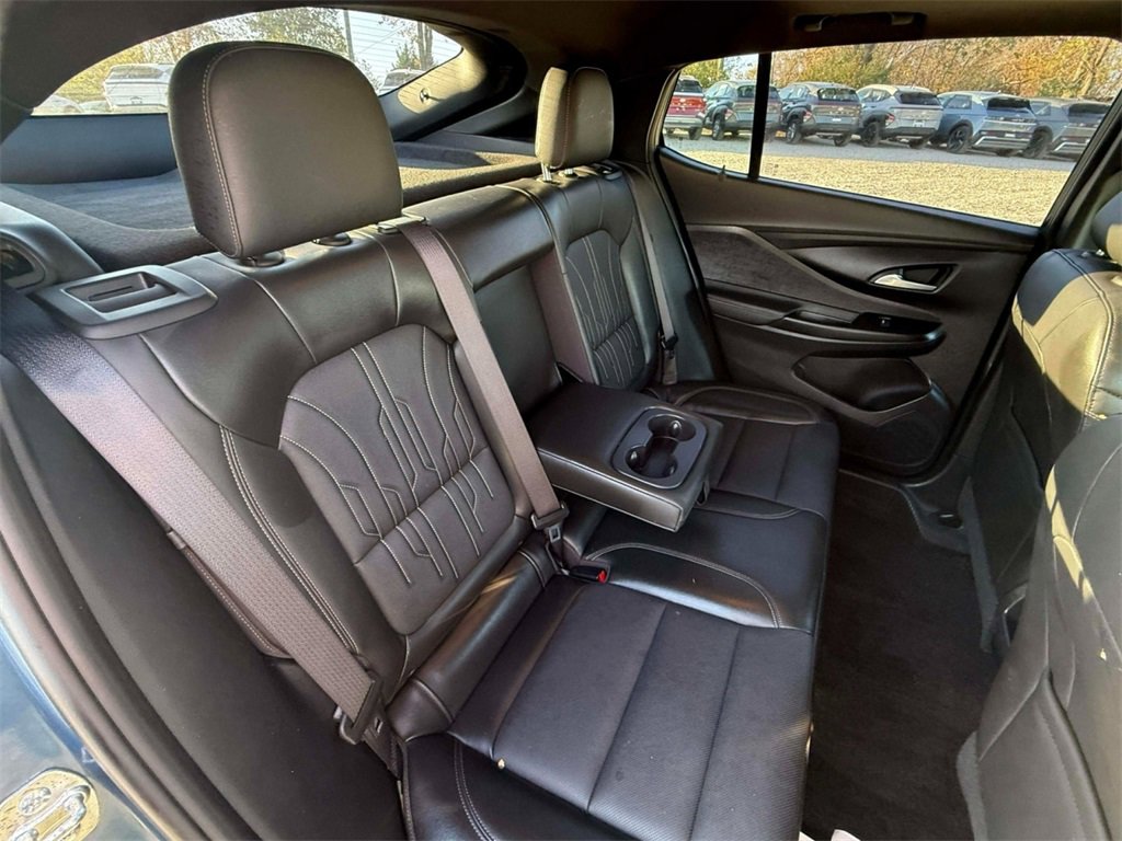 Used 2024 Buick Envista Avenir image 37