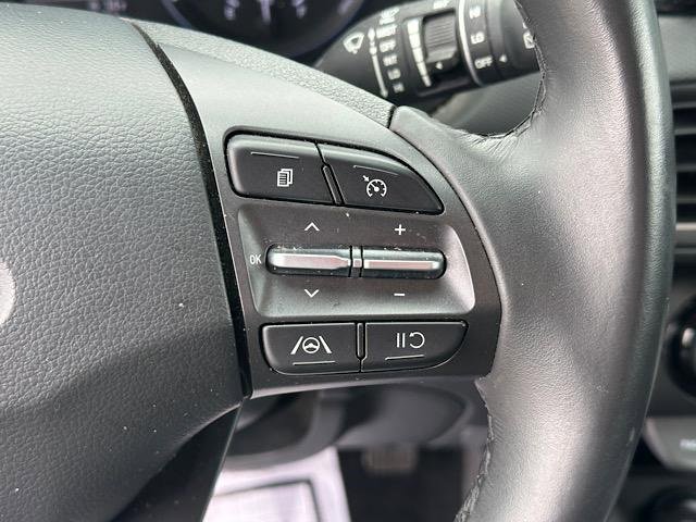 Used 2023 Hyundai Kona SEL image 23