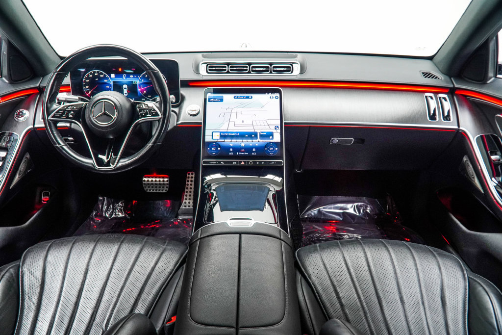 Used 2022 Mercedes-Benz S 500 4MATIC w/ AMG Line Package image 7
