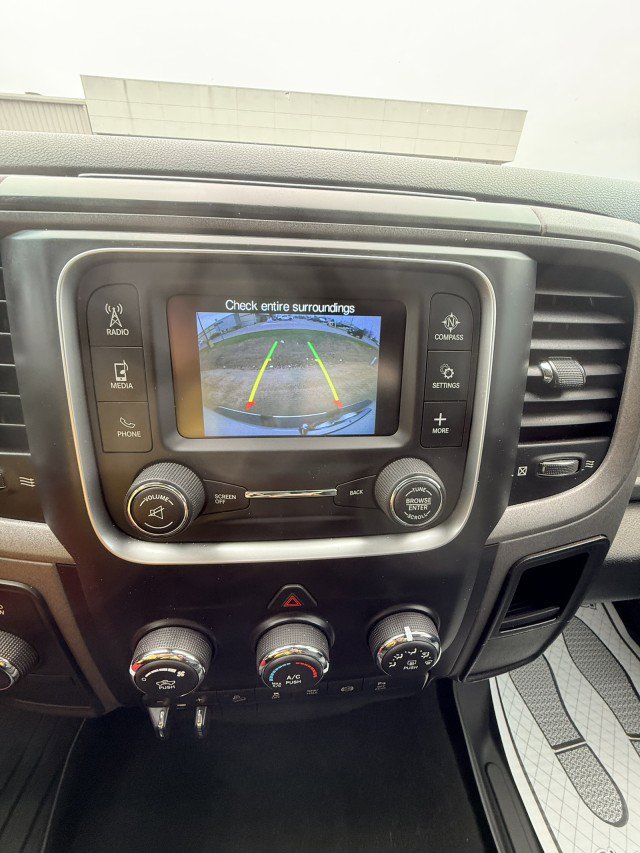 Used 2018 RAM 2500 Tradesman w/ Chrome Appearance Group image 13