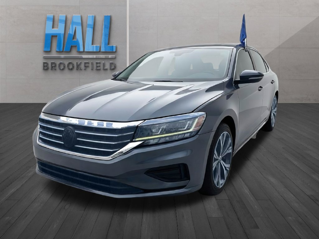 Used 2022 Volkswagen Passat 2.0T SE FWD image 1