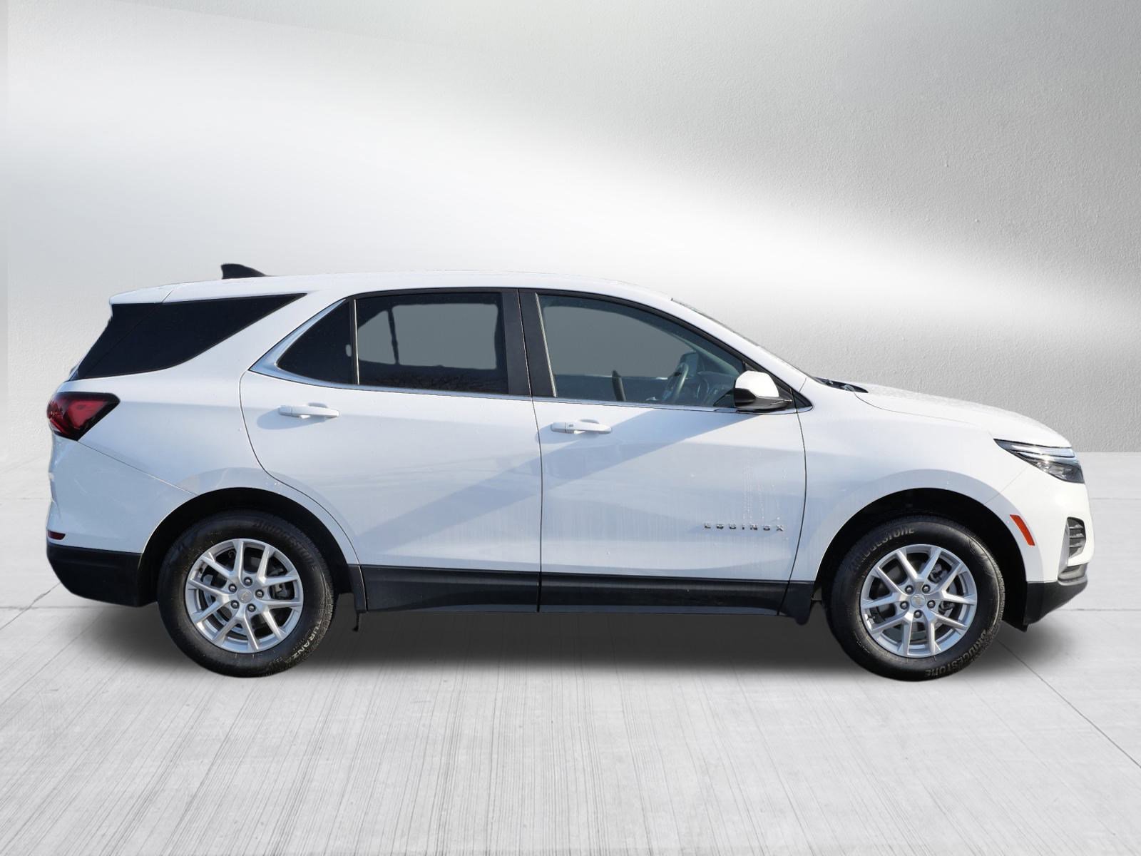 Used 2022 Chevrolet Equinox LT image 8