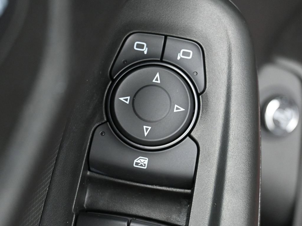 Used 2024 Chevrolet TrailBlazer RS w/ Convenience Package image 13