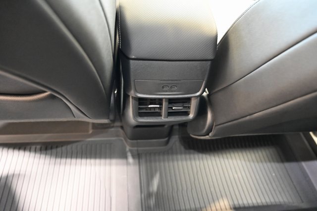 New 2026 Chevrolet Equinox LT w/ Convenience Package II image 26