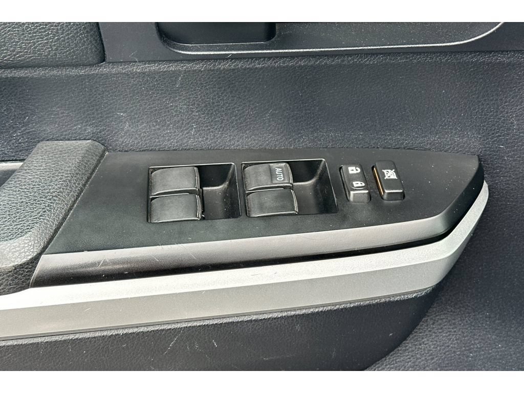 Used 2014 Toyota Tundra SR5 RWD image 12