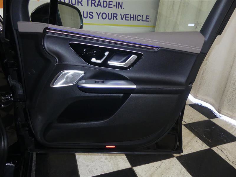 Used 2024 Mercedes-Benz EQE AMG 4MATIC SUV image 31