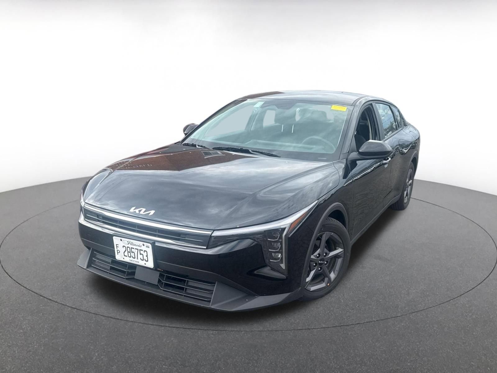 Used 2025 Kia K4 LXS image 3