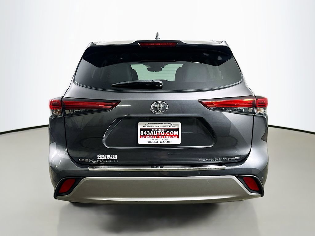 Used 2021 Toyota Highlander Platinum AWD/4WD image 6