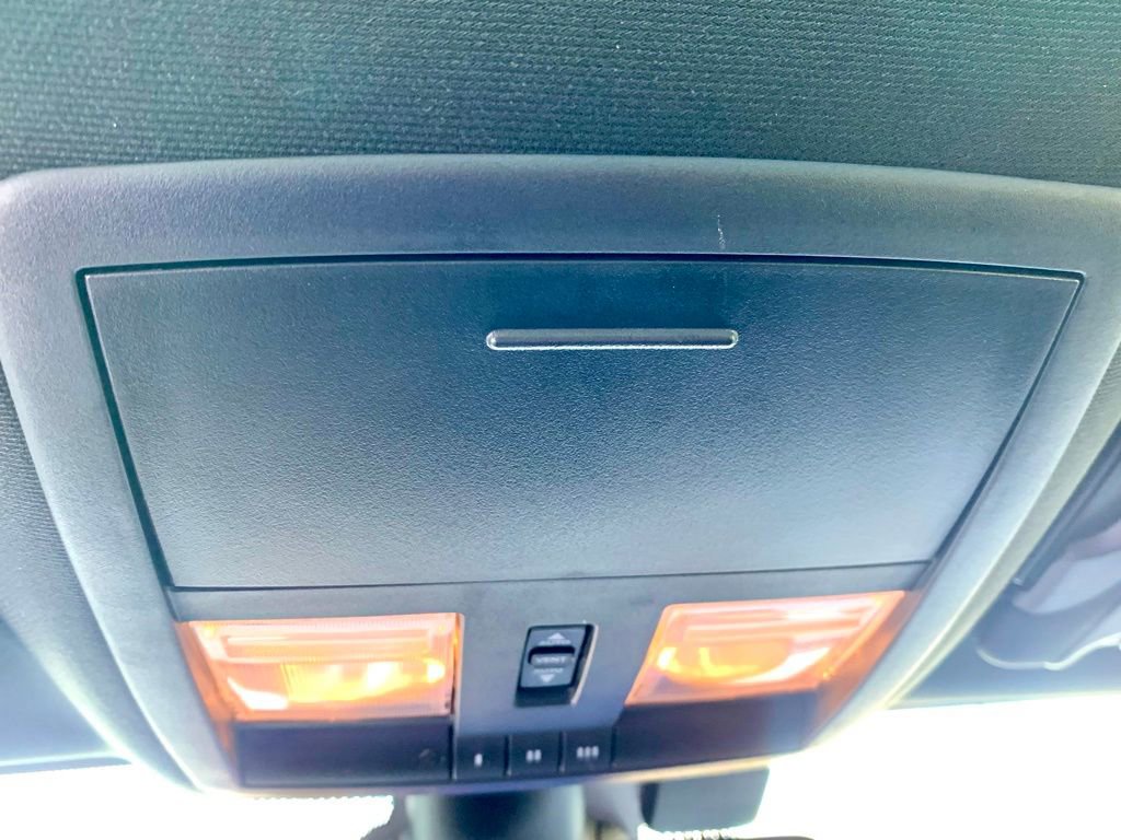 Used 2023 Dodge Challenger R/T w/ Blacktop Package image 30