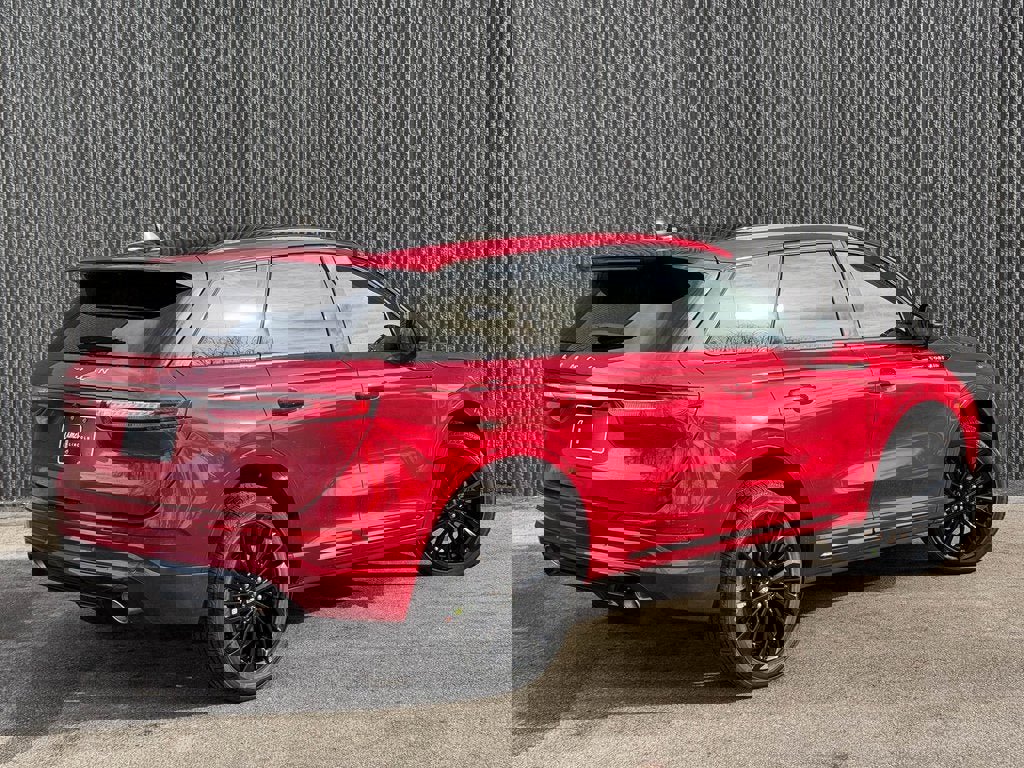 New 2026 Lincoln Corsair Premiere image 6