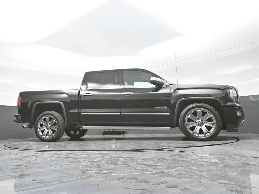 Used 2018 GMC Sierra 1500 Denali w/ Denali Ultimate Package AWD/4WD image 27