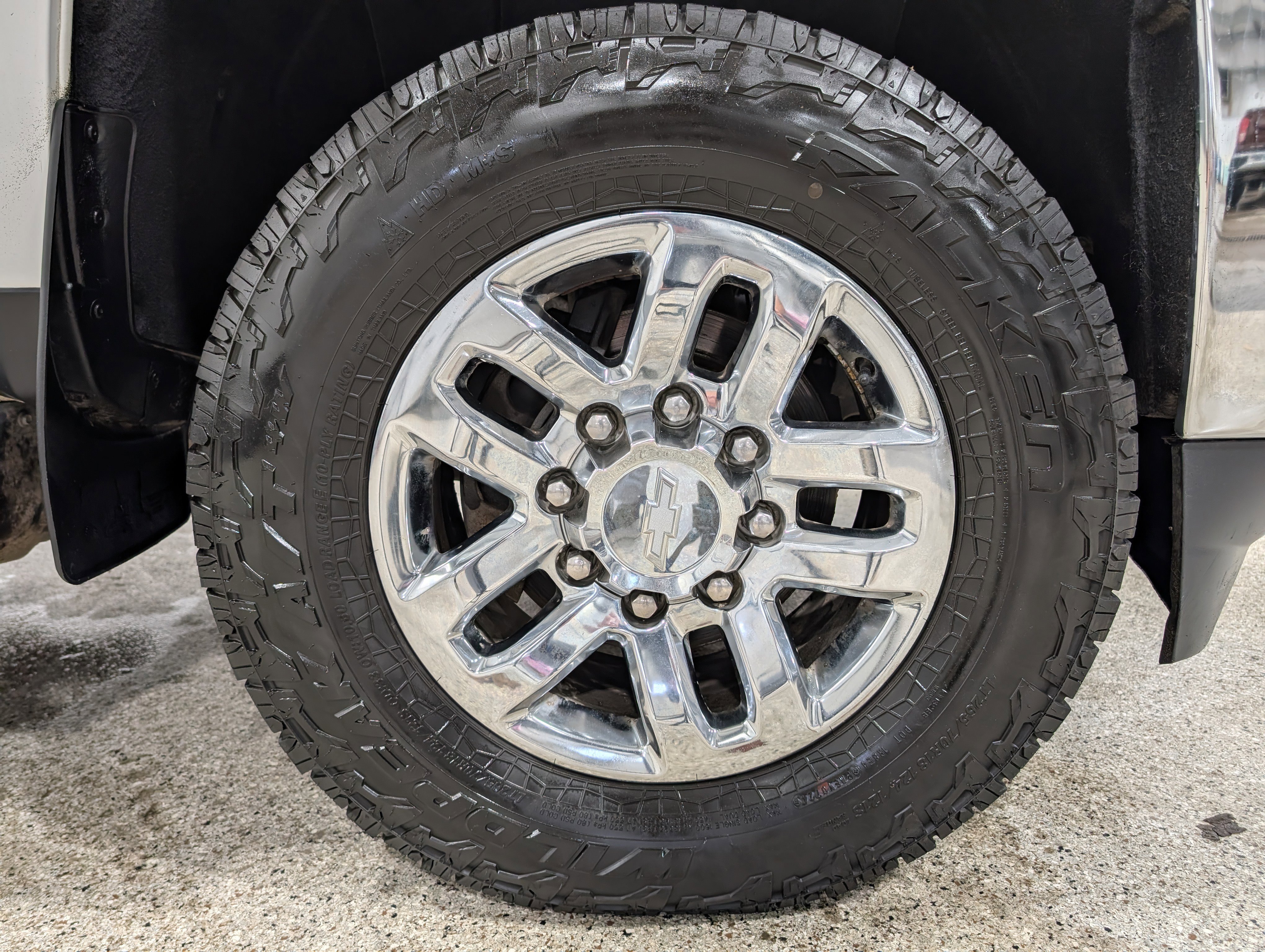Used 2018 Chevrolet Silverado 3500 LTZ w/ Duramax Plus Package image 14