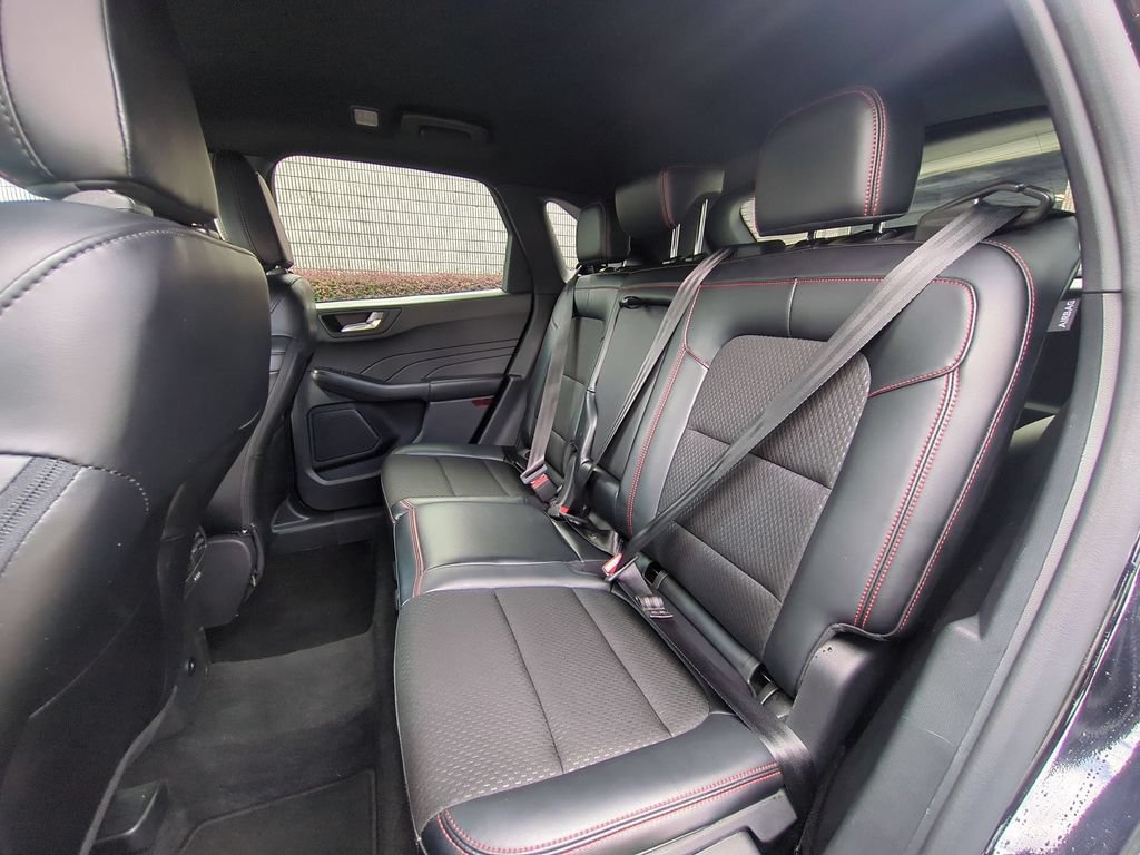 Used 2025 Ford Escape ST-Line FWD image 27