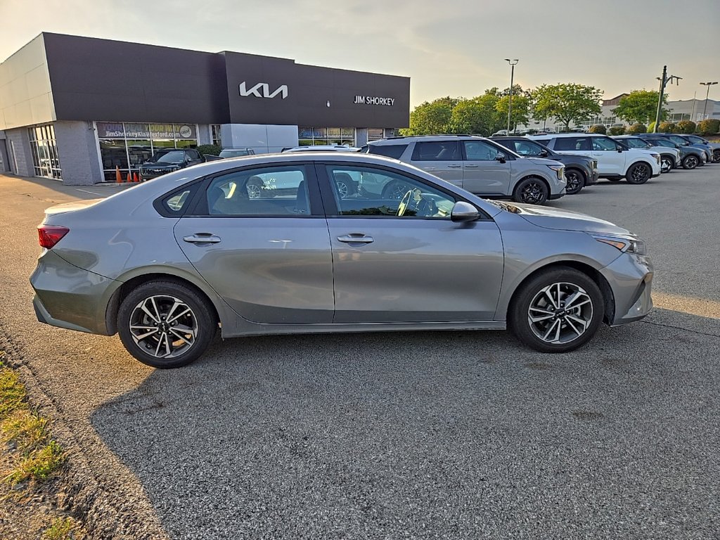 Used 2024 Kia Forte LXS FWD image 2