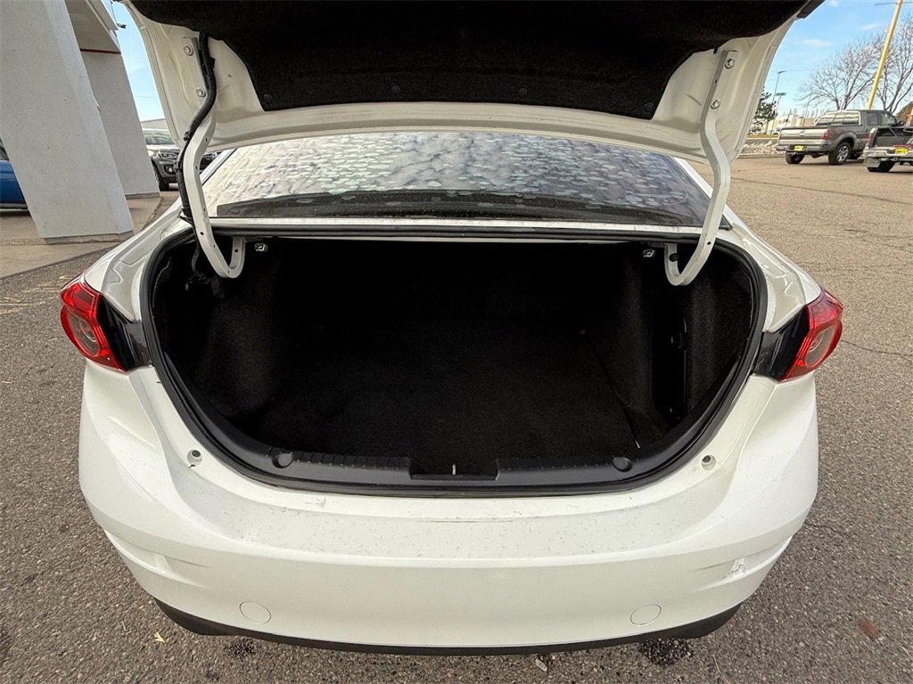 Used 2015 MAZDA MAZDA3 s Grand Touring image 40