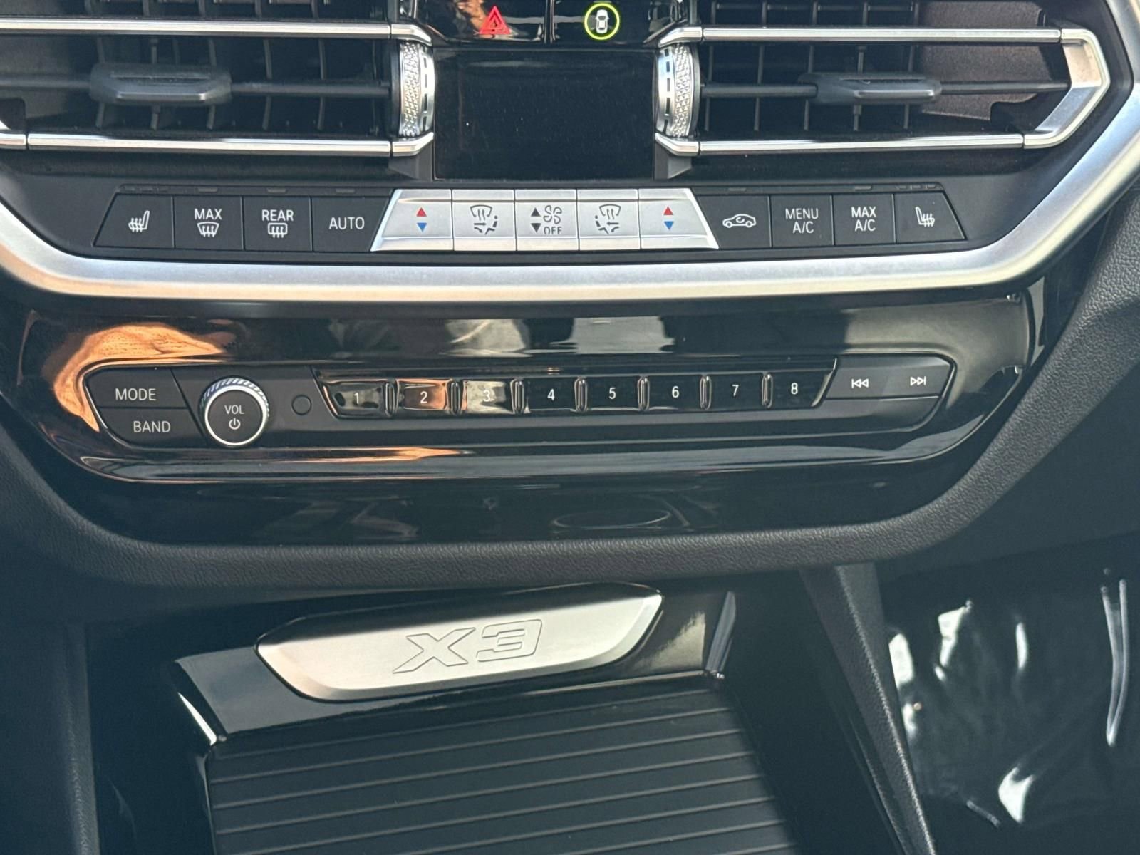 Used 2024 BMW X3 xDrive30i image 18